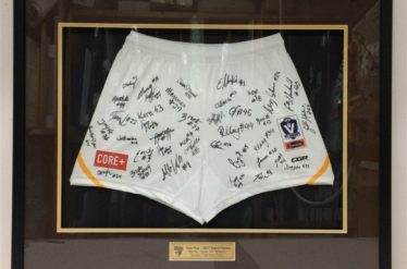 box hill hawks 2017 signed player shorts 640x480 1
